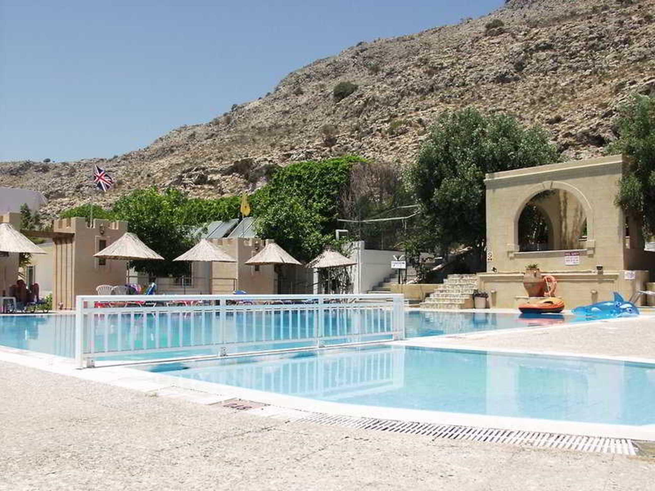 Ilyssion Hotel Lardos Bagian luar foto
