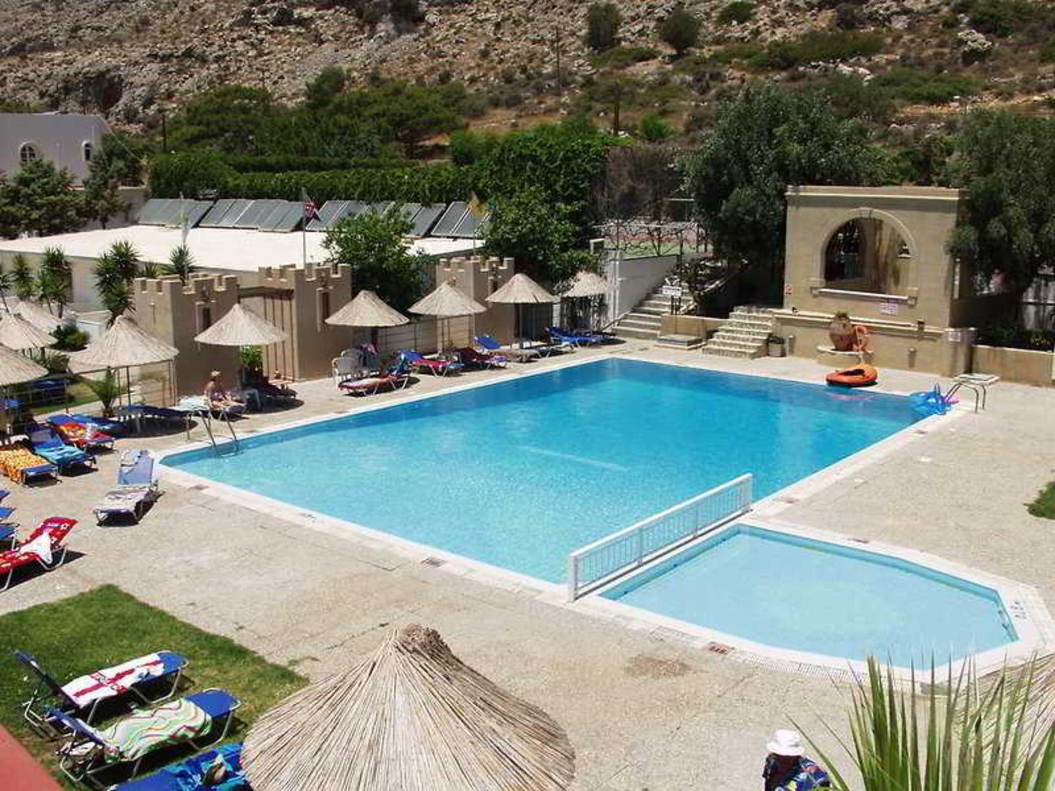 Ilyssion Hotel Lardos Bagian luar foto