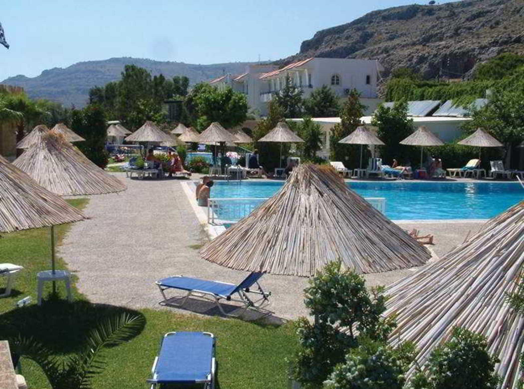 Ilyssion Hotel Lardos Bagian luar foto