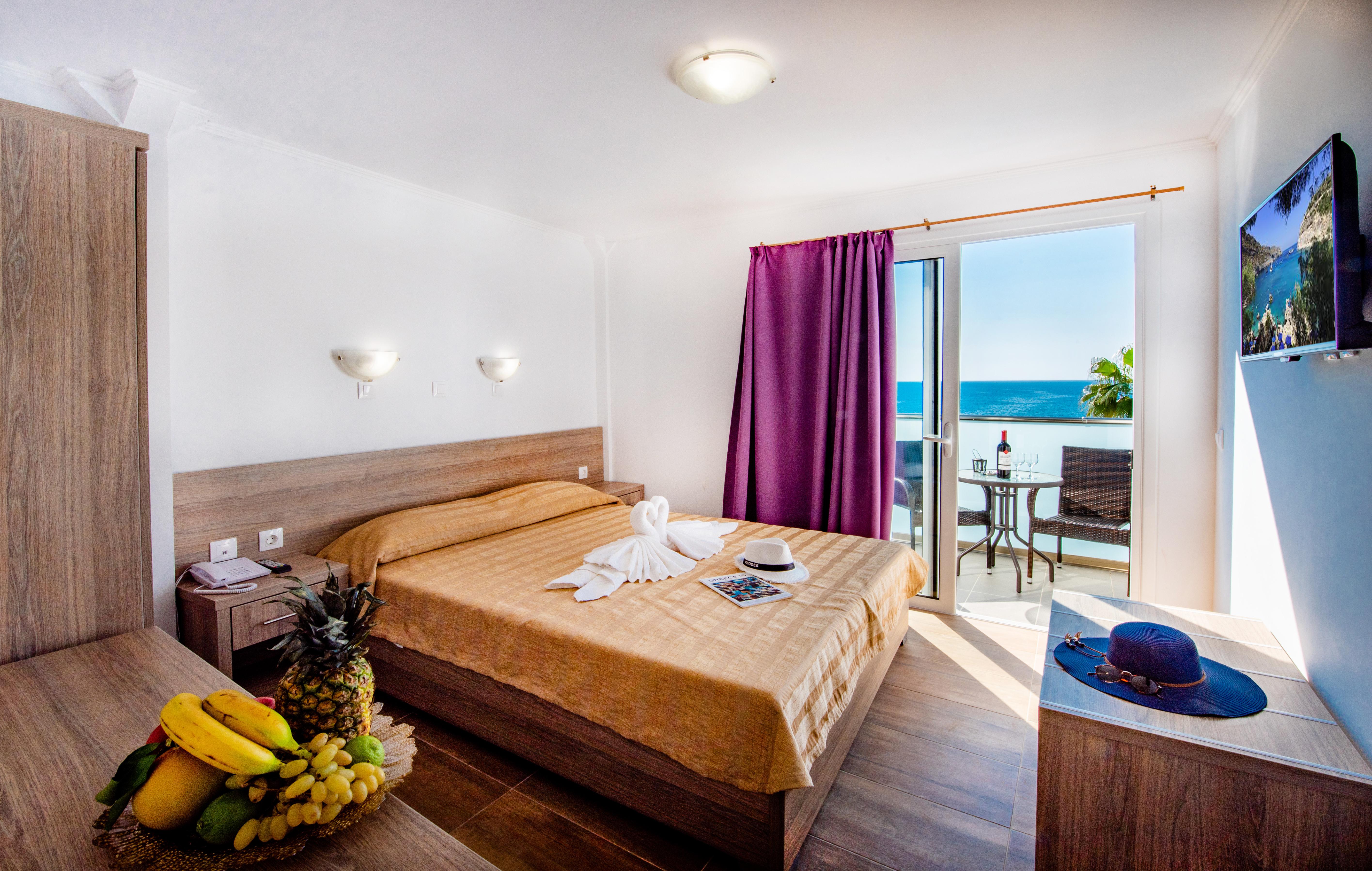 Ilyssion Hotel Lardos Bagian luar foto